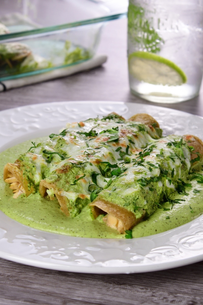 Vídeo-receta: Enchiladas de pollo con chile poblano... platillo del día!