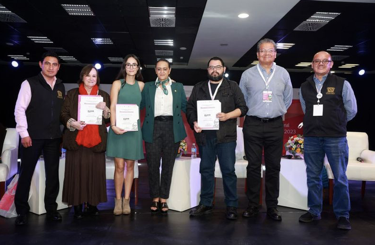 PresentaUAEMxlosremiosnternacionalesdPoelbertoOwenEstraddeNarrativagnacioManuelAltamirano