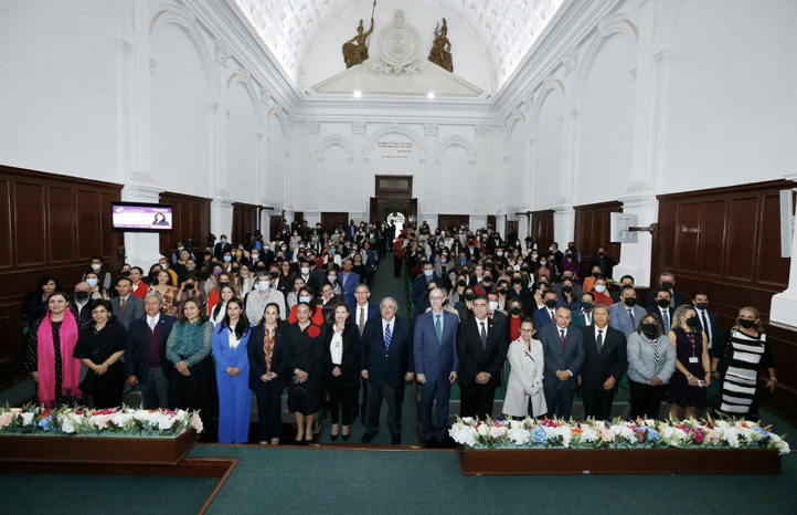 nauguran en la UdiplomadoDerechoshumanoiderazgopartiicadelasmujeresenelEstadode